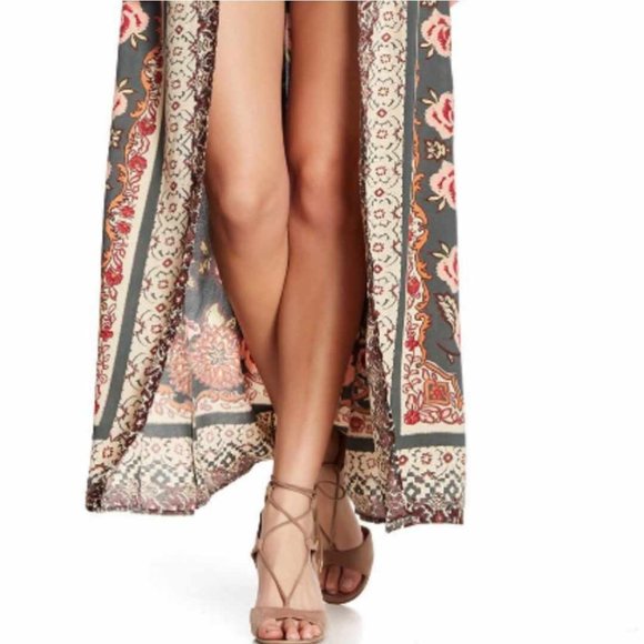 Maxi-romper. Green Floral Print. Sizes Medium & Large. Angie. NWT. - Picture 6 of 8